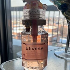 &honey Moist Repair Shampoo